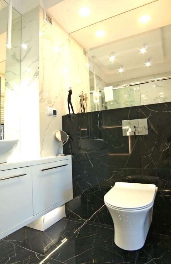 Blue Velvet Premium Apartments II Torun Bagian luar foto