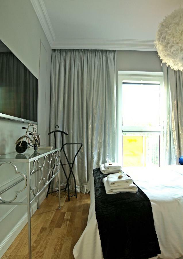 Blue Velvet Premium Apartments II Torun Bagian luar foto
